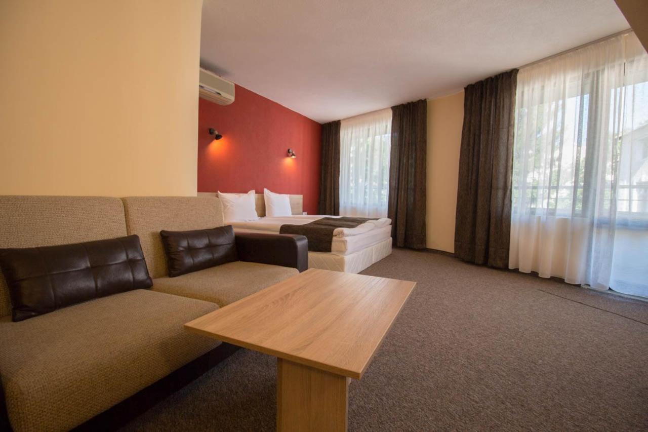 Evridika Hotel Ντέβιν Εξωτερικό φωτογραφία