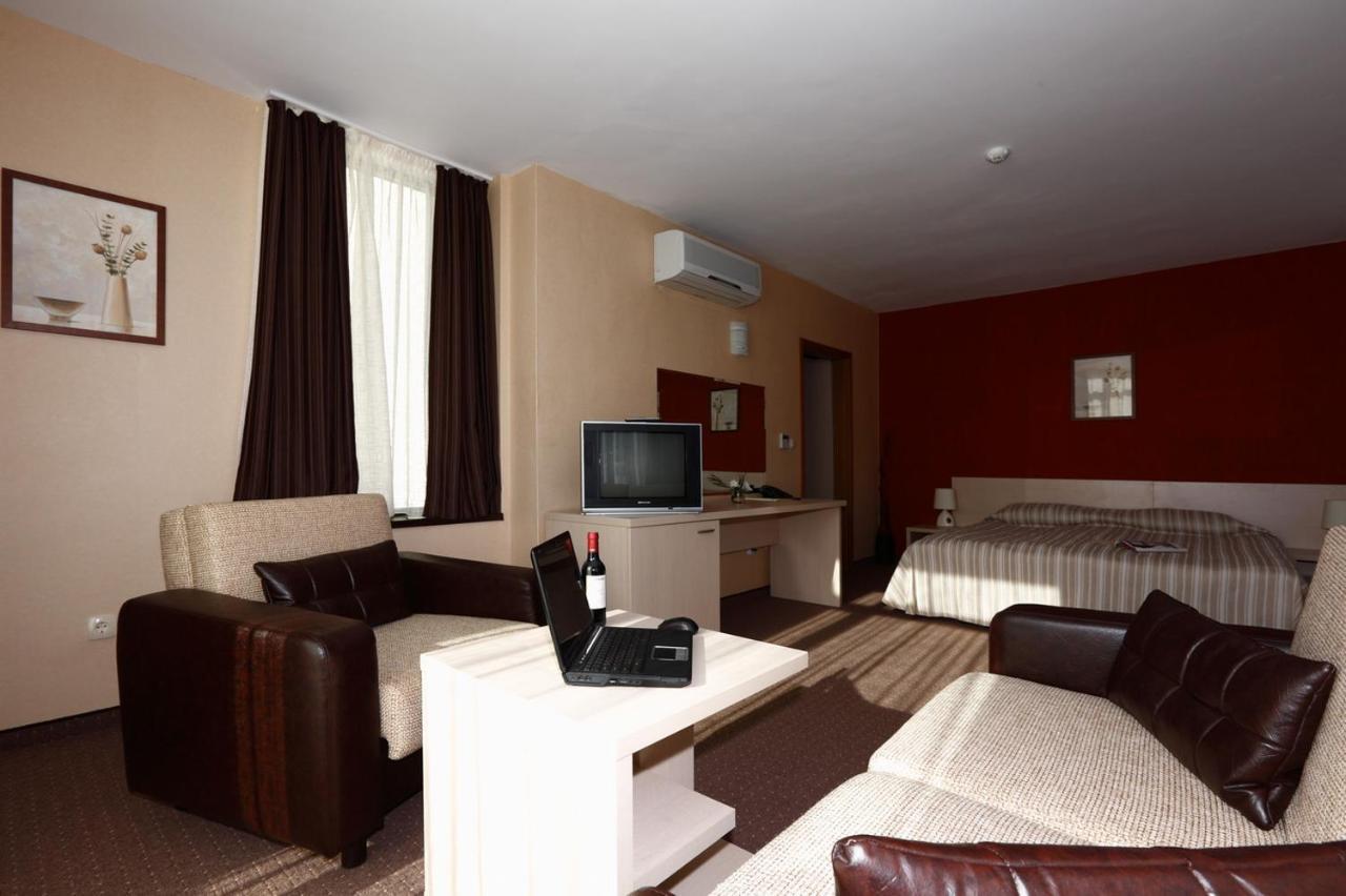 Evridika Hotel Ντέβιν Εξωτερικό φωτογραφία